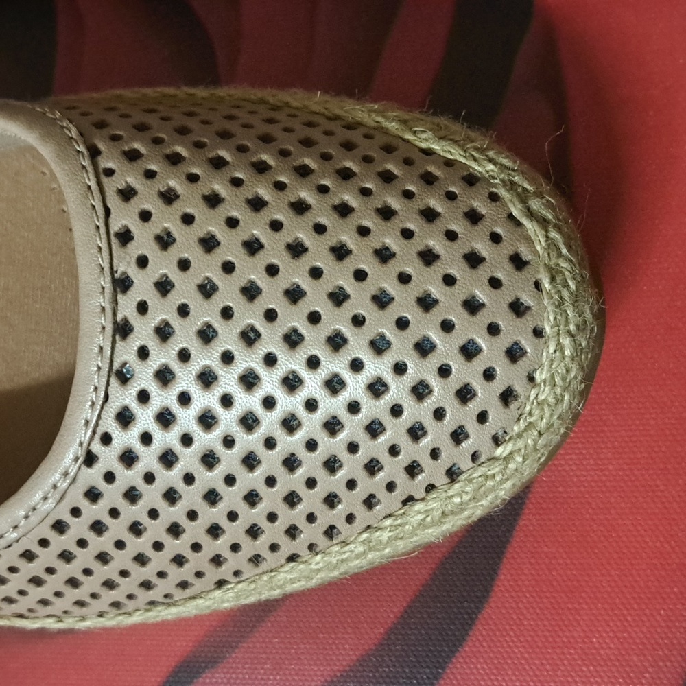Clark's Danelly Adira Flats - Picture 2 of 5